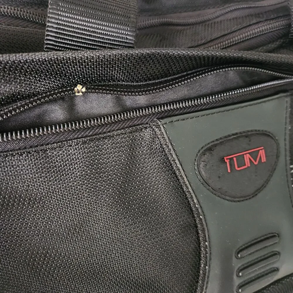 Tumi T-Tech T2 Carry On Expandable Nylon Ballistic Laptop Briefcase Bag w/ Strap